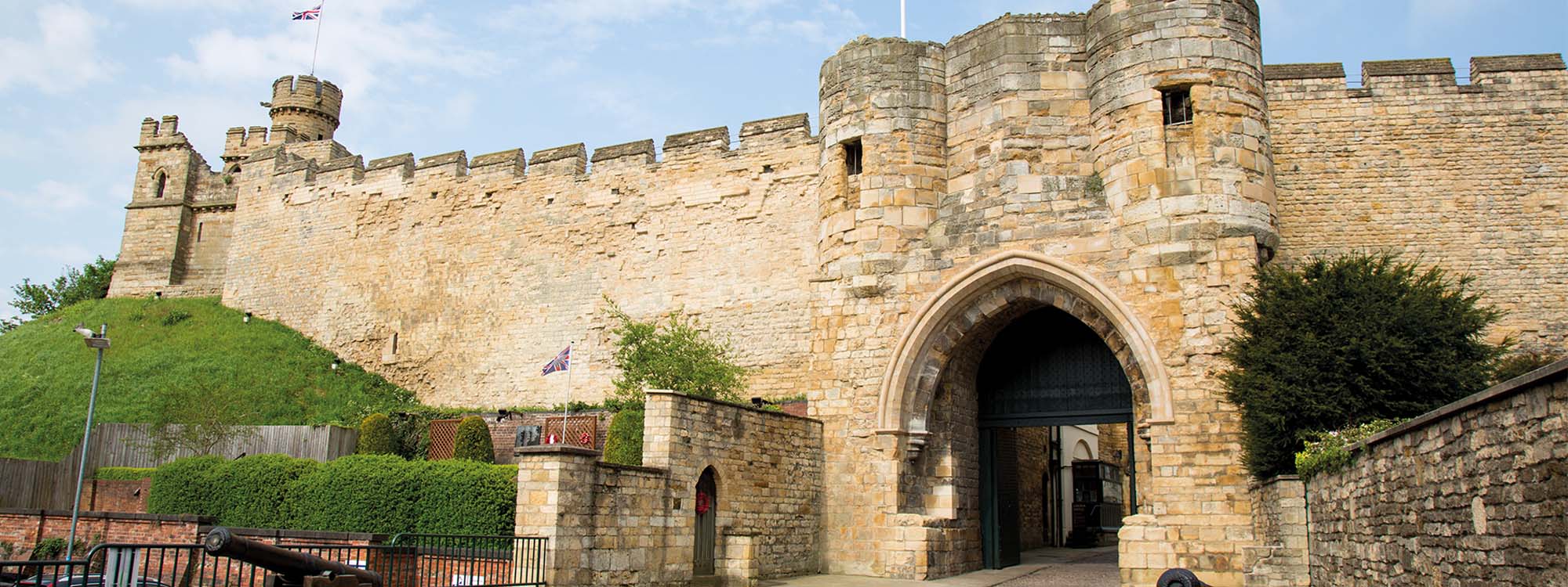 The gatehouse and walls of Lincoln castle