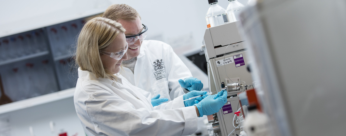 Students working in a food lab
