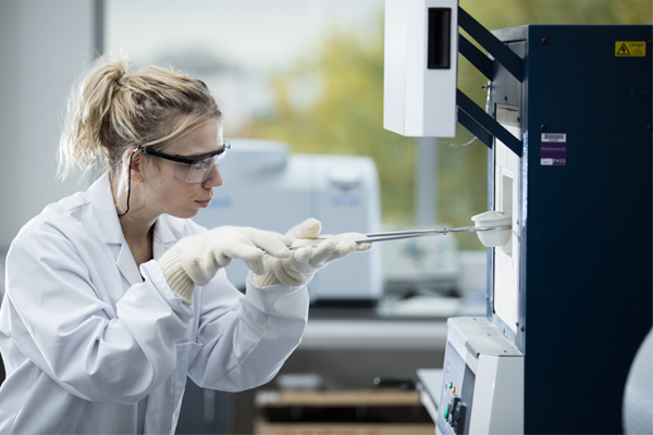 A student working in an engineering lab