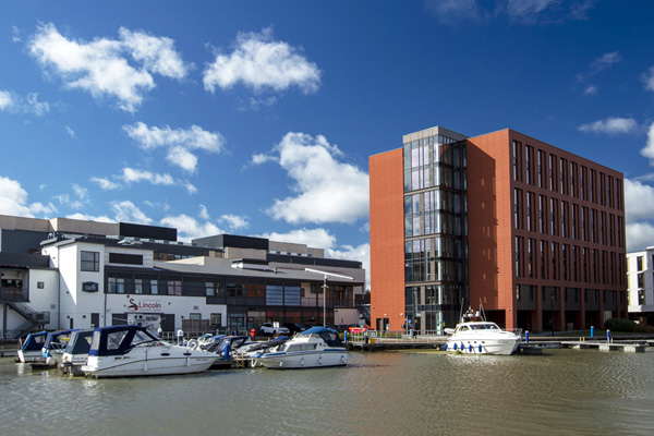 Cygnet Wharf accommodation on the waterfront